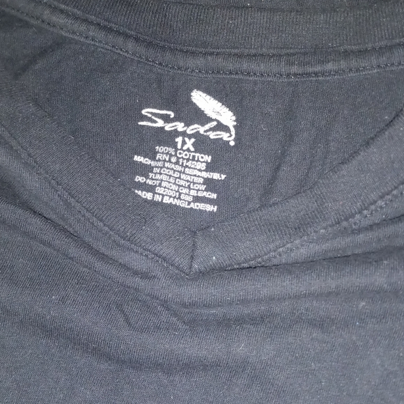 🤑Men's "Sada" 1X Black Short Sleeve V Neck Tee - Picture 8 of 8